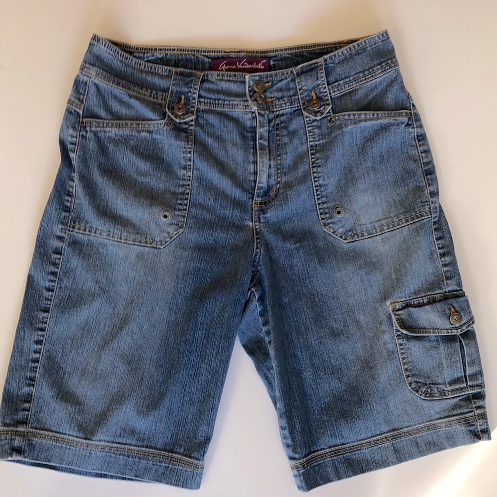 Gloria Vanderbilt Capris